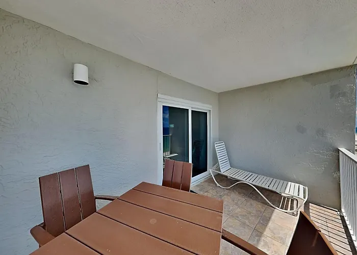 Westwind #804 Apartment